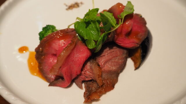 京都ブライトンホテル フェリエ モン デジュネ　国産牛モモ肉のローストビーフ　温野菜添え